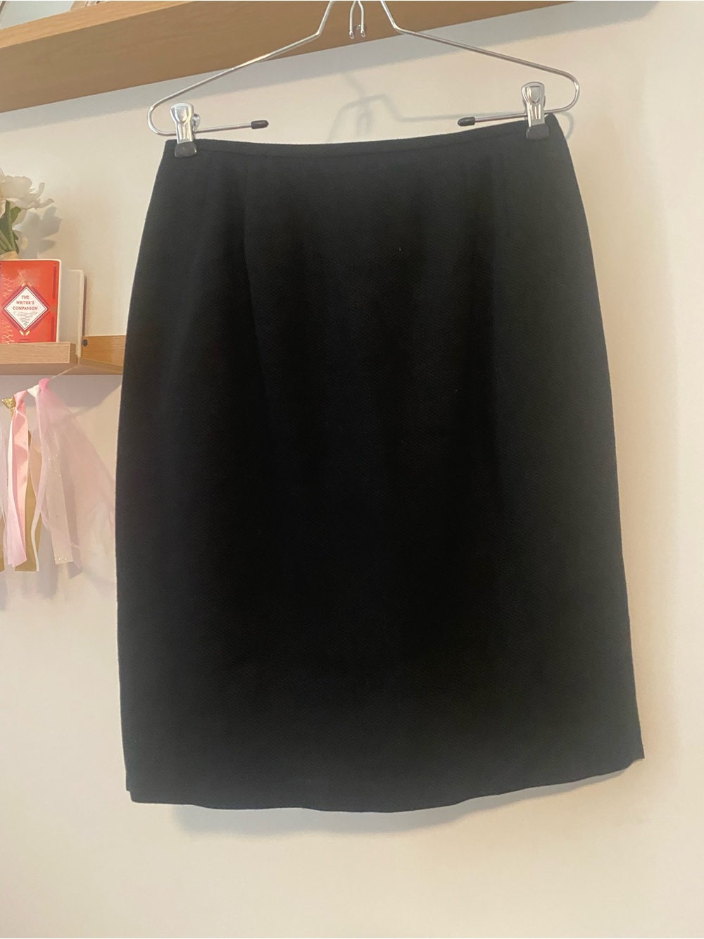 Amanda Smith Black Pencil Skirt - Sleek Office Staple